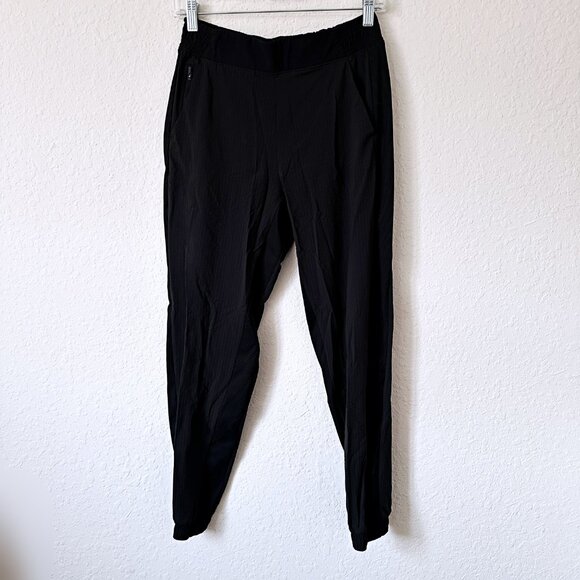 Athleta Trekkie Mid Rise Legacy Jogger 305514 in black Pants 2 - Picture 1 of 6